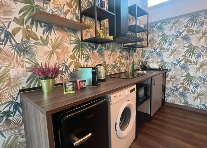 Apartment Sweet Rhome Rom